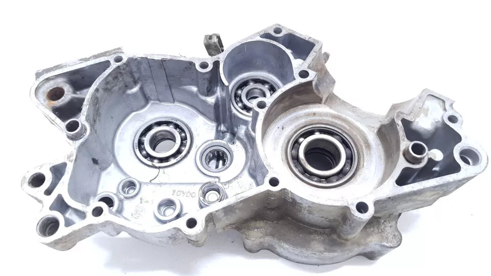 Carter moteur central gauche Yamaha DT125LC 1983 n°2