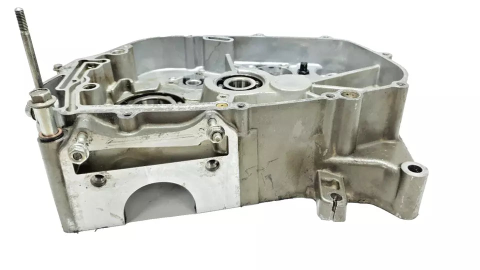 Carter moteur central droit Hyosung Comet GT 125 2003