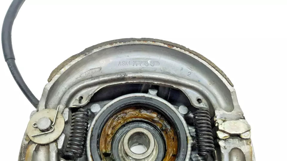 Tambour de frein avant Honda CM 125 T 1978-1981 n°3 Réf : 45010-402-003