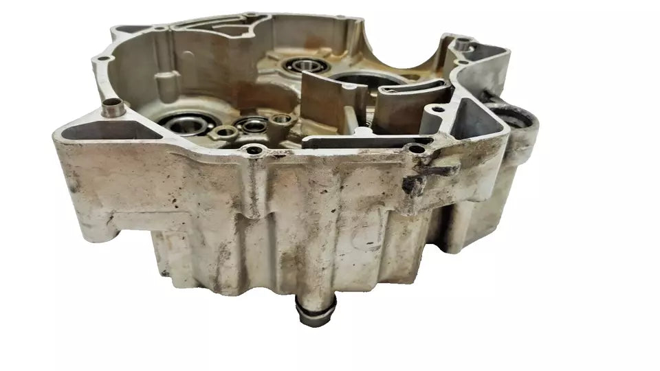 Carter moteur central gauche Yamaha YBR 125 2009 Réf : 5VL-W1510-11