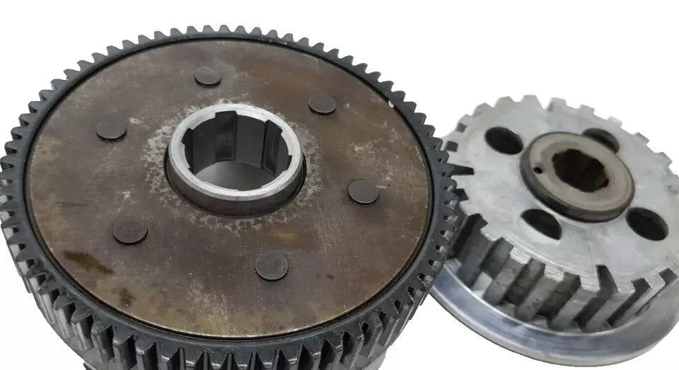 Embrayage complet Honda CB 125 Twin 1979 Réf : 22100-399-000