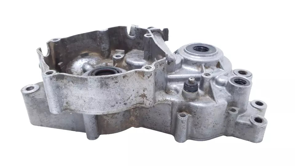 Carter moteur central gauche Yamaha DT125LC 1987 n°15 Réf : 10V-15111-01-00