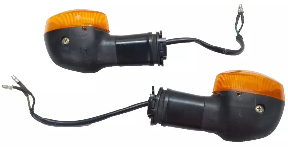 Clignotants avant Yamaha YBR 125 2009 Réf : 3D9-H3310-10
