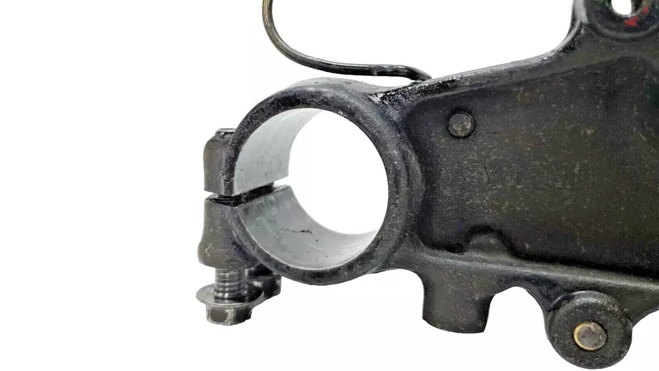 Té de fourche inférieur Yamaha DT125LC 1987 n°3 Réf : 53V-23340-00-90