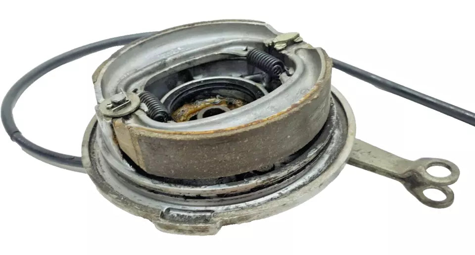 Tambour de frein avant Honda CM 125 T 1978-1981 n°3 Réf : 45010-402-003