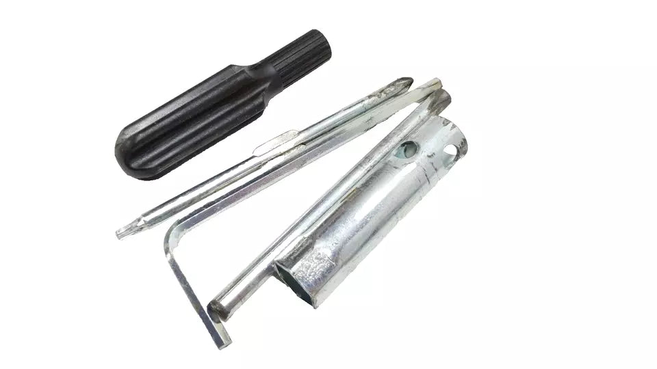 Trousse à outils Yamaha XT125X 2008 n°2 Réf : 13D-F8100-00-00