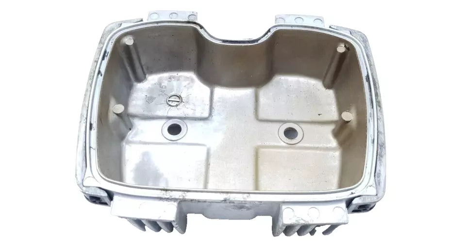 Couvre culasse Honda CM 125 Custom 1986 n°2 Réf : 12311-KC2-000
