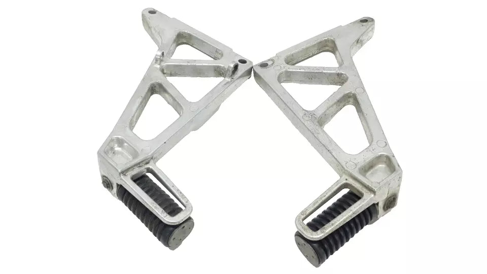 Reposes pieds arrière Honda MTX-R 125 1987 n°2 Réf : 50725-KS3-900