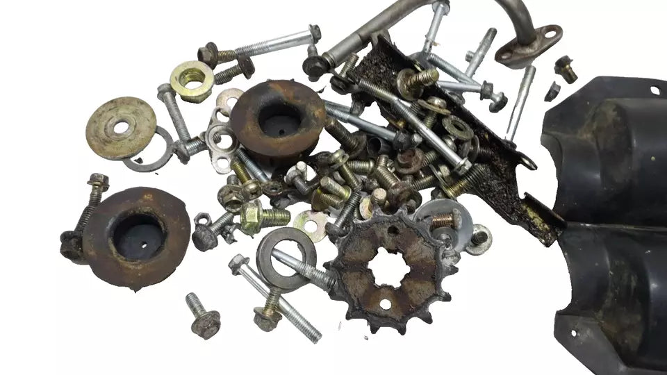 Kit visserie & pièces diverses Yamaha YBR 125 2006