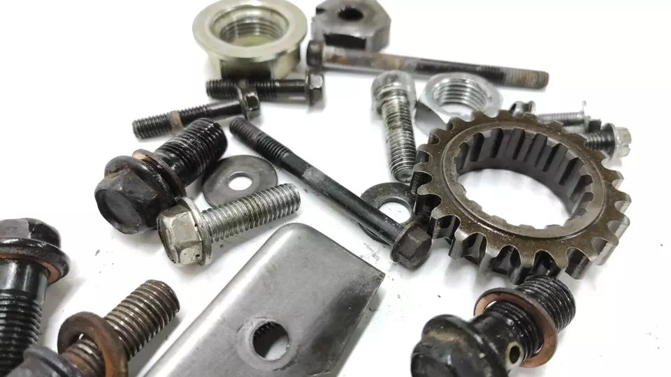 Pièces moteur diverses 2/2 Kawasaki 1000 GTR 1986