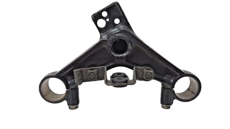 Té de fourche inférieur Honda CM 125 Custom 1995 Réf : 53200-KBG-000ZA