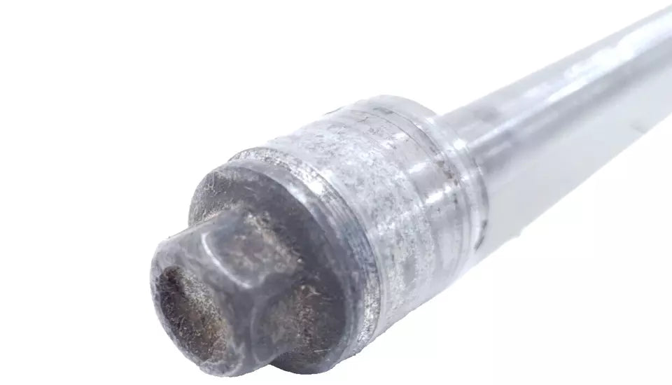 Axe de roue avant Honda CB 125 T 1981 Réf : 42301-041-030