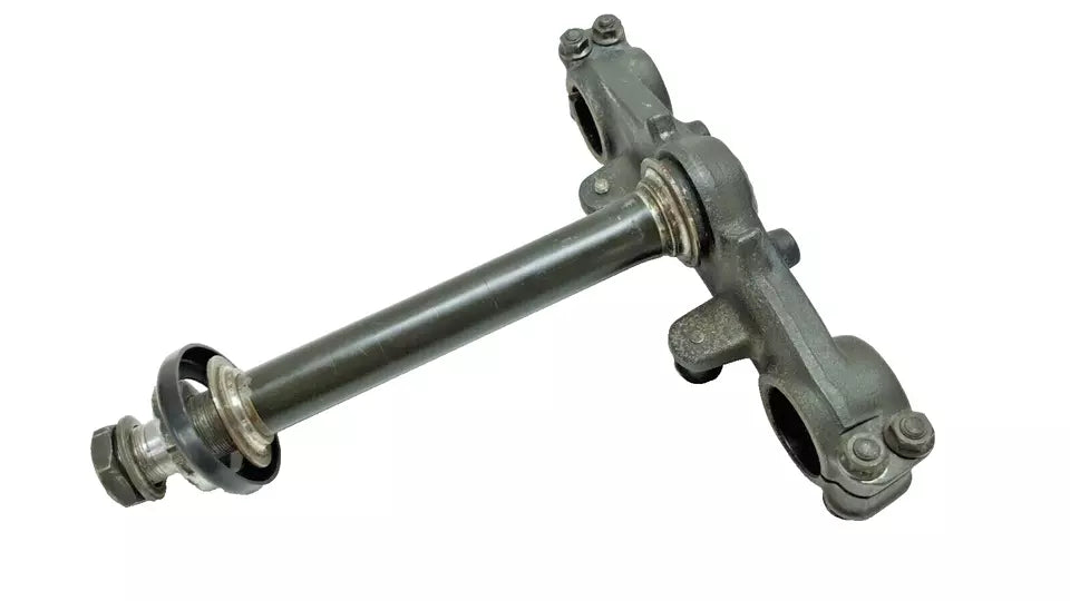 Té de fourche inférieur Kawasaki KMX 125 1997 Réf : 44037-1202