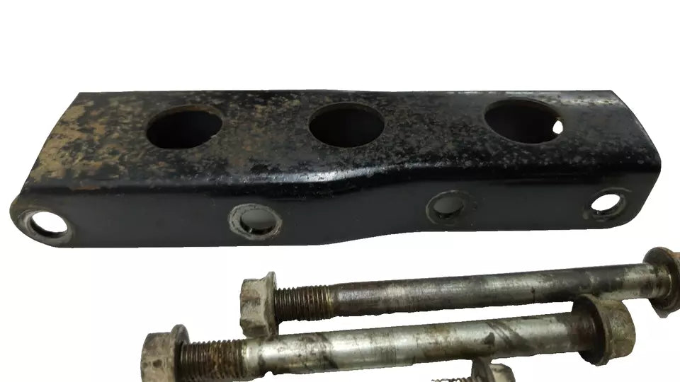 Supports moteur Honda CB125T 1978 Réf : 50351-399-000ZA