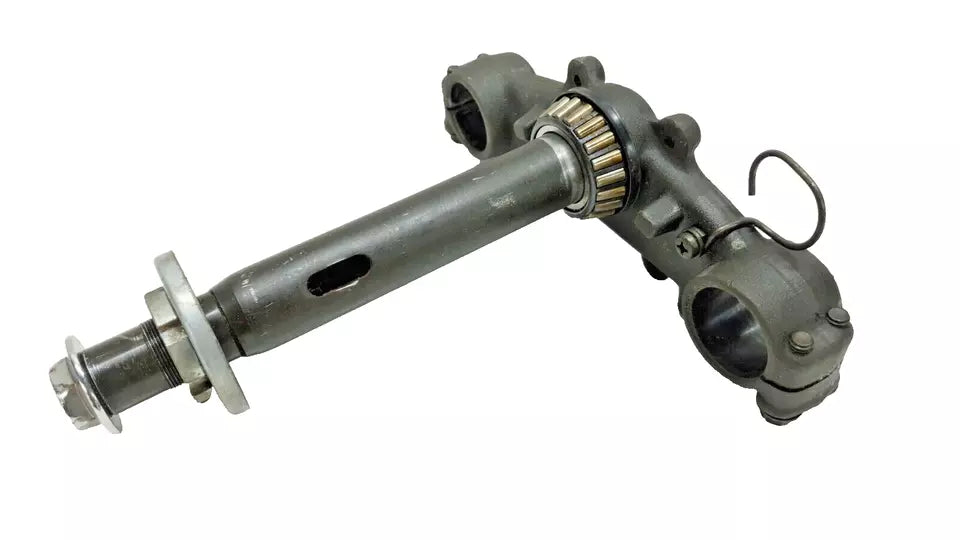 Té fourche inférieur Yamaha DT125LC 1986 n°2 Réf : 53V-23340-00-90