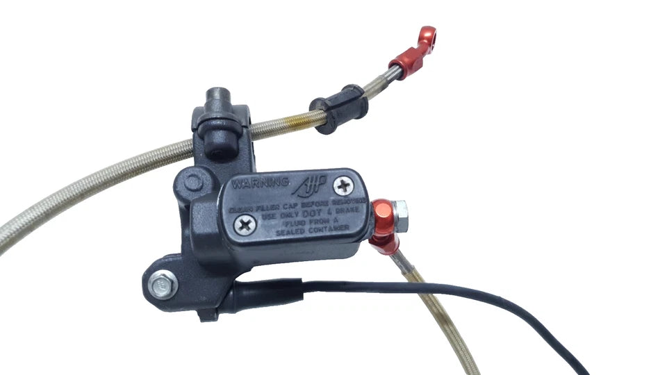 Maître cylindre de frein avant Yamaha TZR 50 2008 n°2 Réf : 5WXF58700000