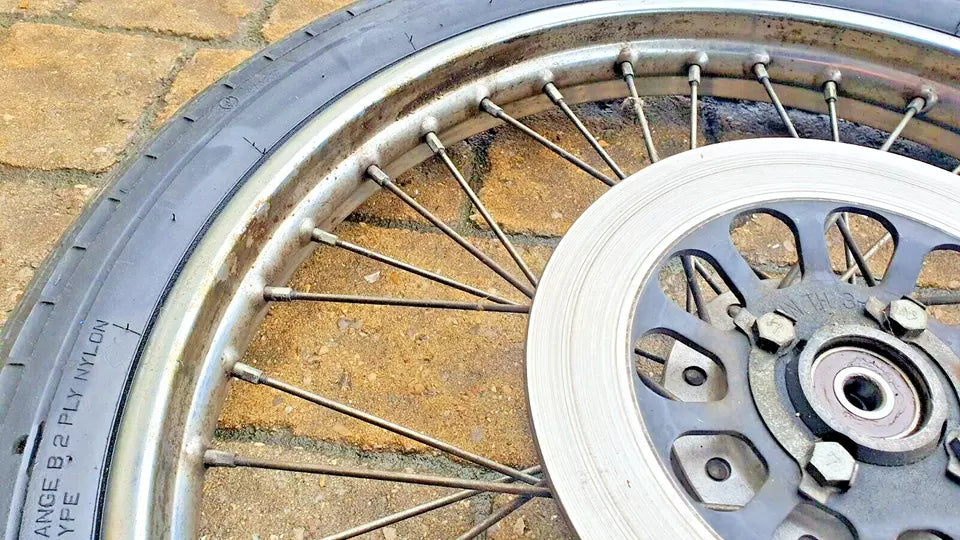 Roue avant Suzuki TU-X 125 1999-2001 Réf : 55311-18420-000