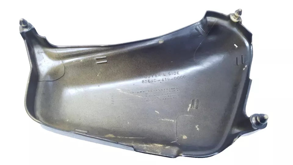 Carénage gauche Honda CM 125 T 1981 Réf : 83600-419-770ZA