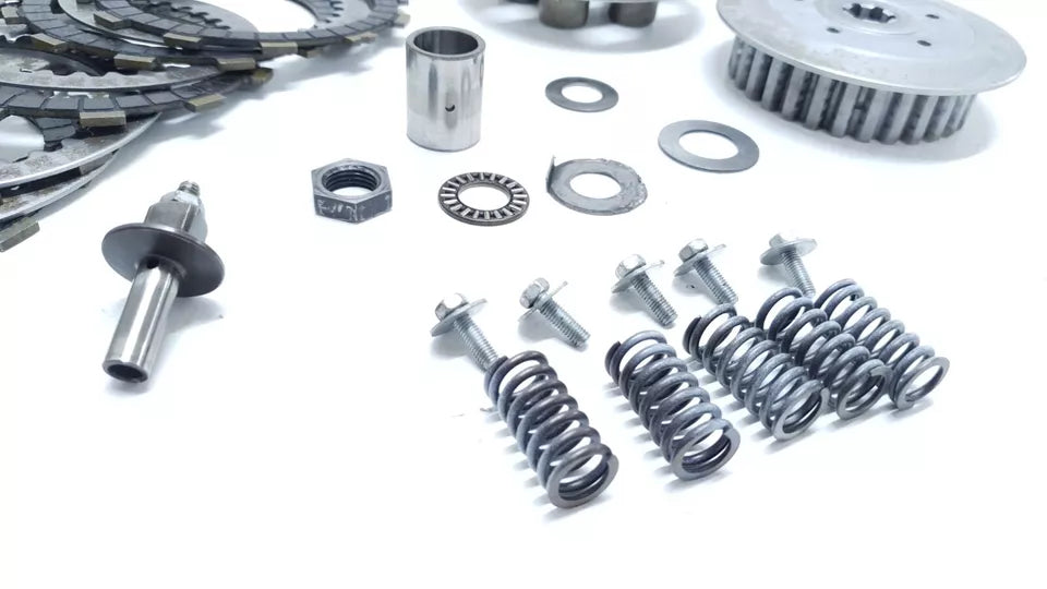 Embrayage incomplet Suzuki TU-X 125 1999-2001 Réf : 21200-05880-000