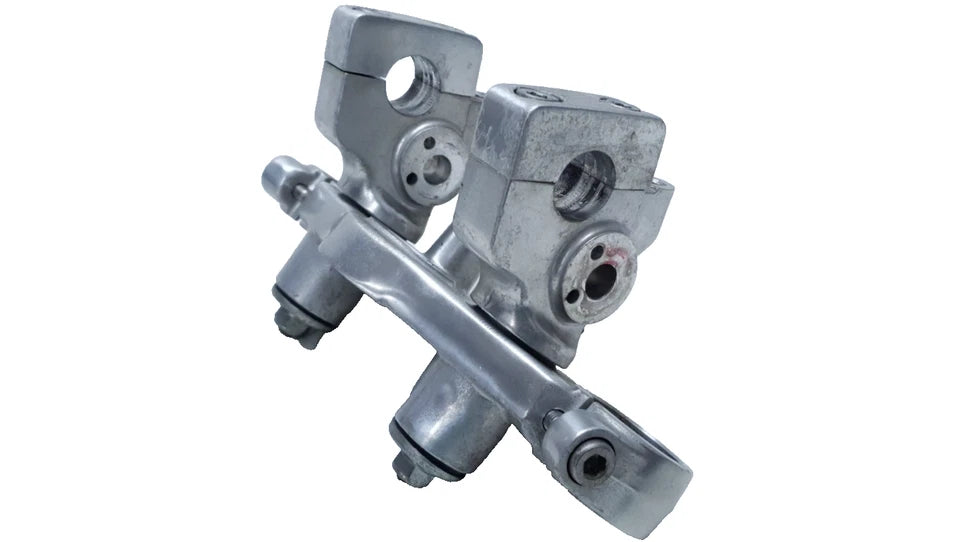 Té de fourche supérieur Honda CA 125 Rebel 1997 Réf : 53230-KEB-621