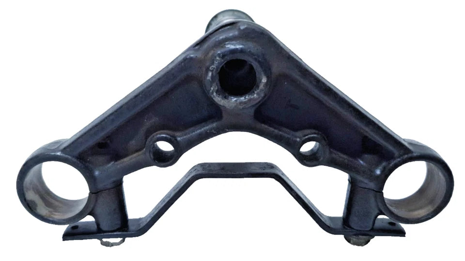 Té de fourche inférieur Honda CM 125 T 1980 Réf : 53200-402-000ZA