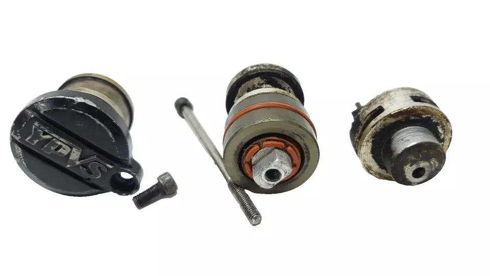 Valve Yamaha DT125LC 1987 n°10 Réf : 34X-1131A-00-00