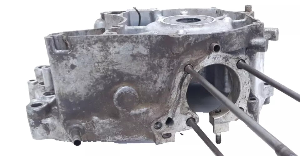 Carter moteur central gauche Honda CB 125T 1980 n°3 Réf 11200-399-000