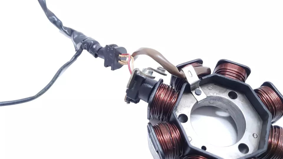 Stator d'allumage Yamaha YBR 125 2005 n°2 Réf : 3D9-H1410-00-00