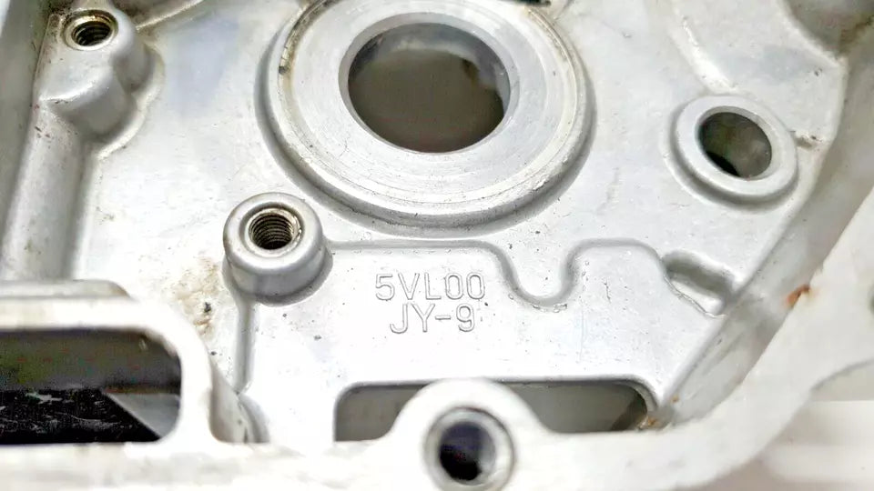 Carter moteur central D Yamaha XT125X 2008 Réf : 5VL-E5121-00-00