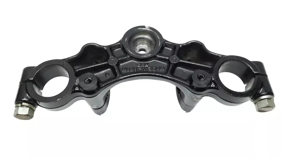 Té de fourche supérieur Suzuki GN 125 2001 Réf : 51311-11300-291