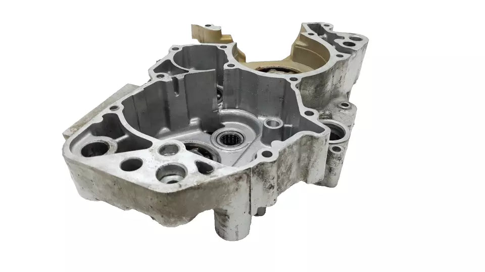 Carter moteur central gauche Yamaha TDR 125 2002 Réf : 3MB-15111-03