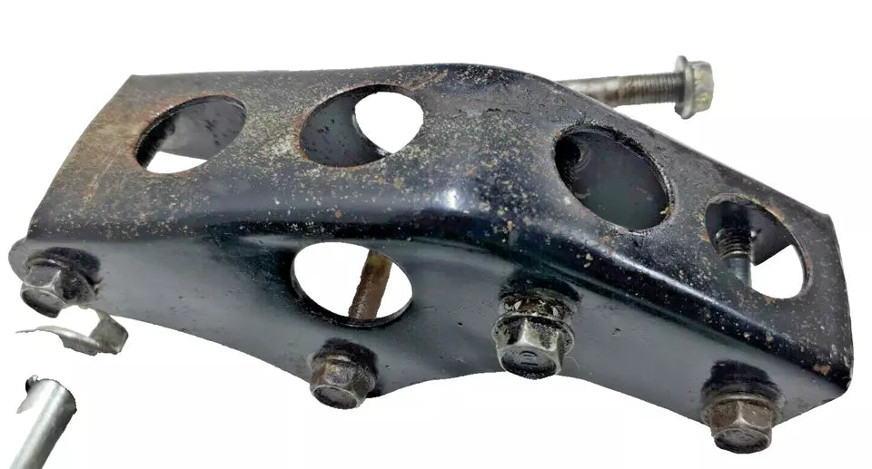 Supports moteur Honda CM 125 Custom 1987 Réf : 50351-KB4-000ZA