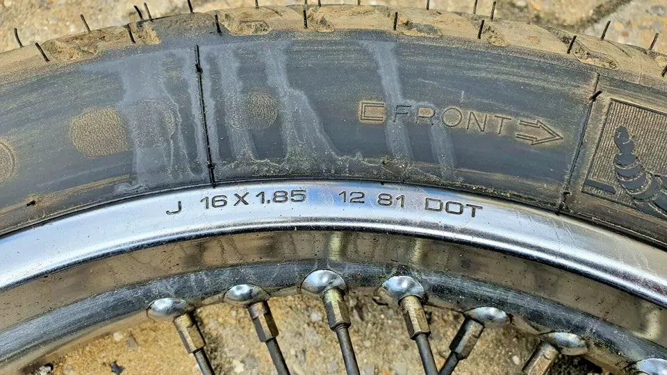 Roue arrière Yamaha SR125 3MW2 1989 Réf : 5H0-25311-00-38