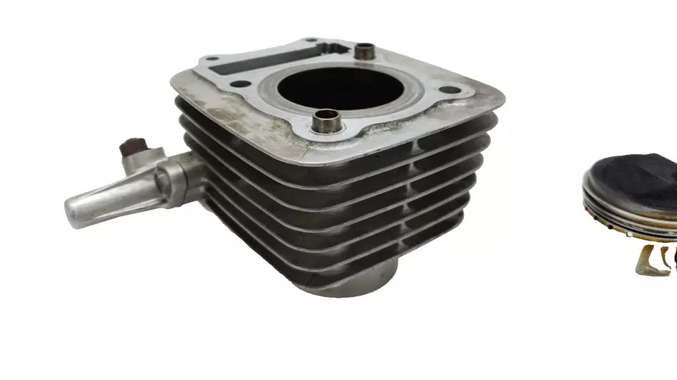 Cylindre & piston 57mm Suzuki 125 DR 1985 Réf : 11210-05211-0F0