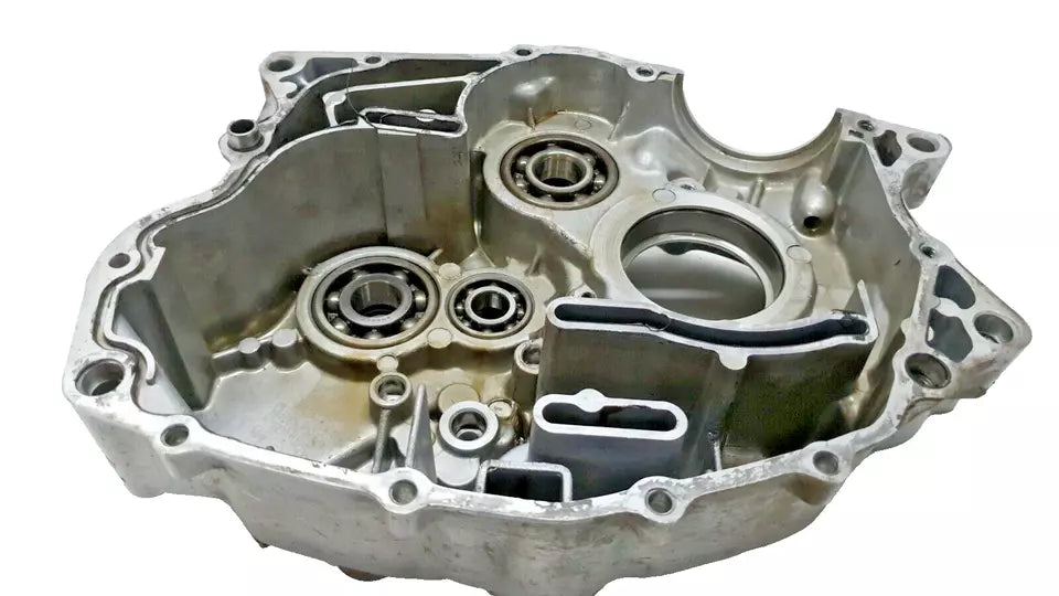 Carter moteur central gauche Yamaha SR125 3MW2 1989 Réf : 5N0-15100-00-00