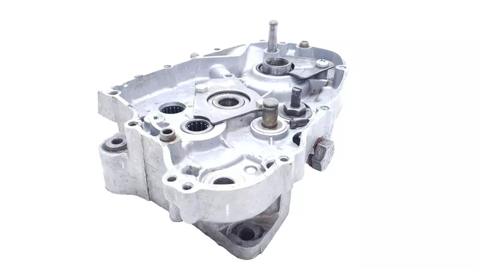 Carter moteur central droit Yamaha DTMX 125 1981
