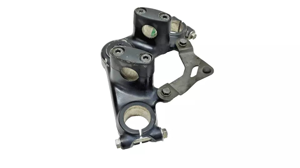 Té de fourche supérieur Honda CM 125 Custom 1986 Réf : 53231-KB4-000