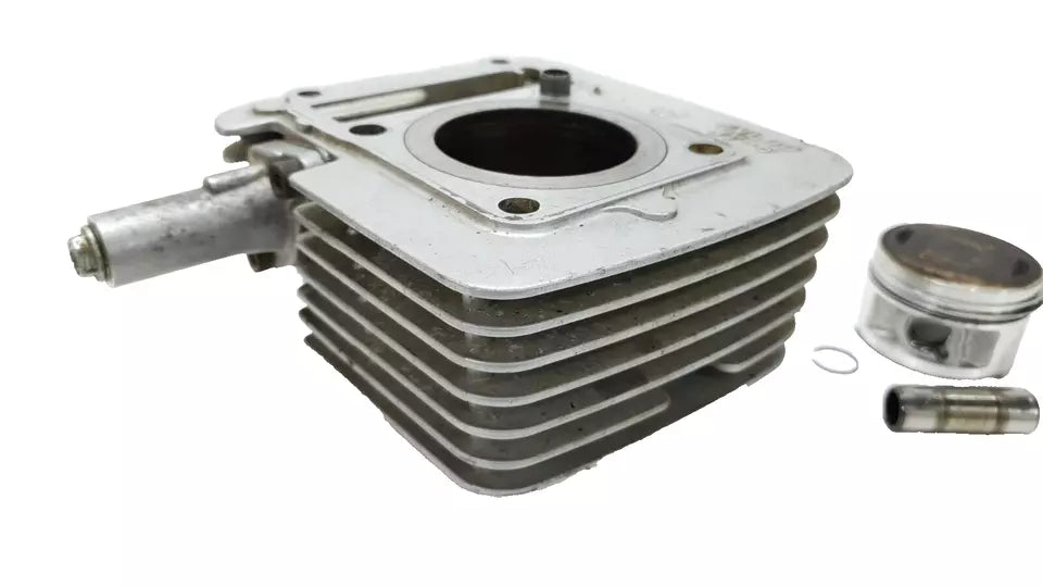 Cylindre & piston 54mm Yamaha XT125X 2008 Réf : 5VLE13101000