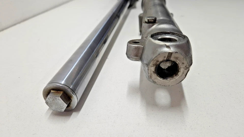 Fourches Honda CM 125 Custom 1995 Réf : 51400-KB4-013