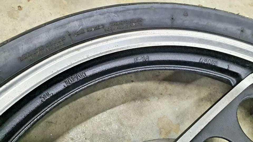 Roue avant Yamaha XJ 600 1984-1991 Réf : 31E-25168-20-98