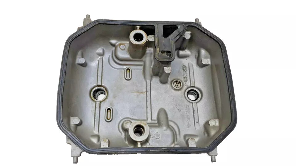 Couvre culasse avant Honda Varadero 125 2006 Réf 12320-KPC-D20 2/2