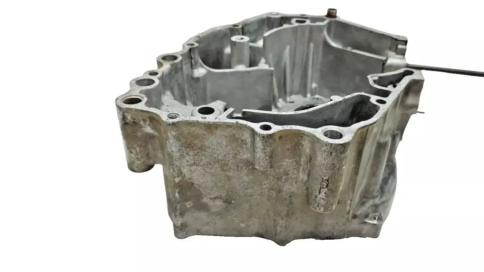 Carter moteur central droit Honda CM 125 T 1978-1981 n°3 Réf : 11100-399-000