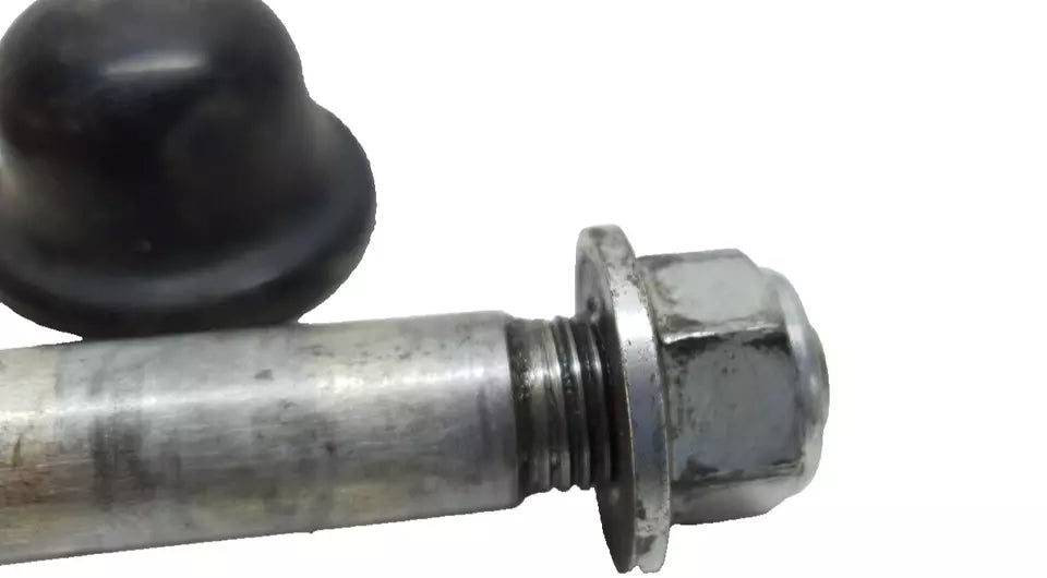Axe de roue avant Yamaha YBR 125 2006 Réf : 5VLF51811100