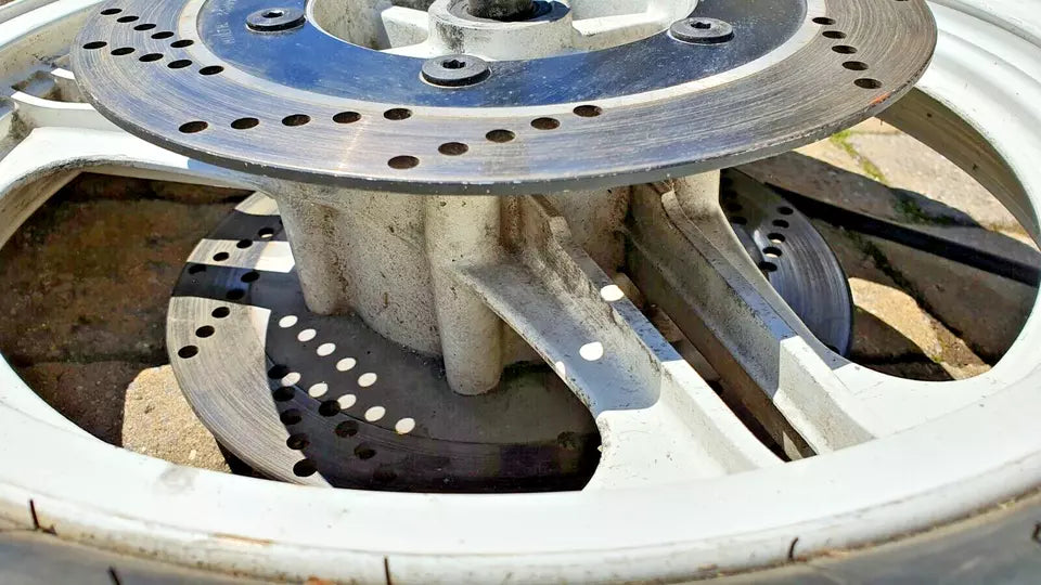 Roue avant Kawasaki GPZ 500 S 1987-1993 Réf : 41073-1412-T6