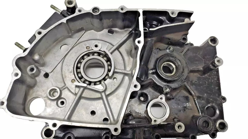 Carter moteur central gauche Hyosung Comet GT 125 2011