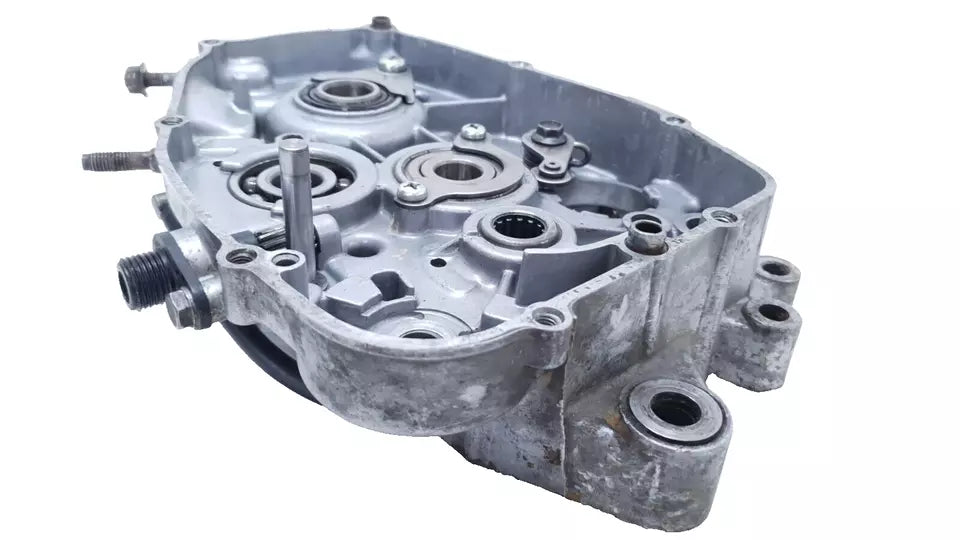 Carter moteur central droit Yamaha DT125LC 1982 n°3
