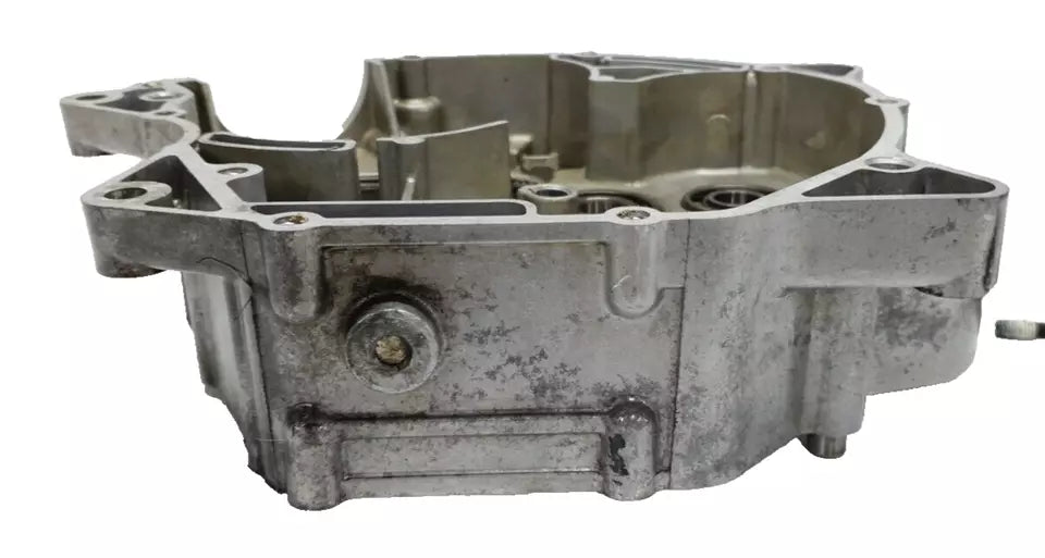 Carter moteur central droit Yamaha XT125X 2005 Réf : 5HH-E5150-01-00