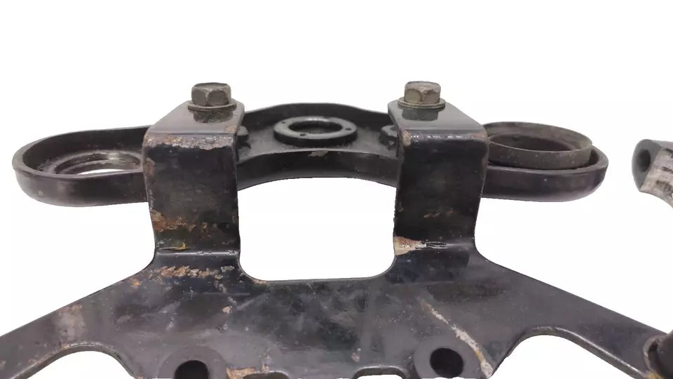 Té de fourche supérieur & araignée Suzuki GT 80