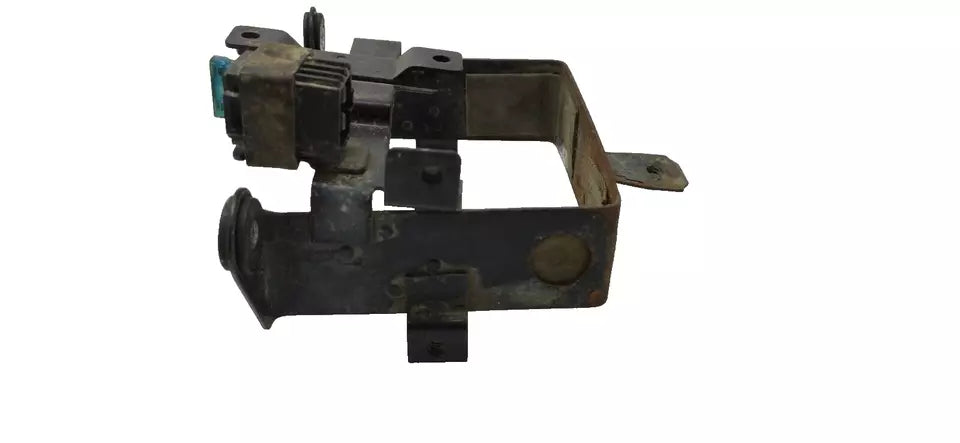 Support batterie Suzuki 600 DR 1985-1989 Réf : 41540-14A00-000