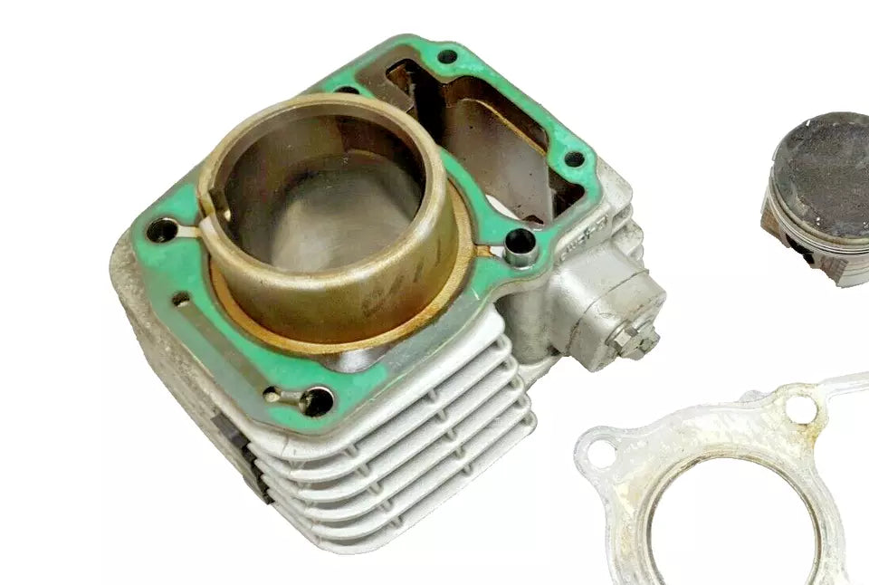 Cylindre & piston 52mm Honda CBF 125 2012 Réf : 12100-KWF-900